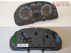 Licznik zegar VW Passat benzyna 99r->  3B0920822 / 110.008.961/016 / 3B0 920 822