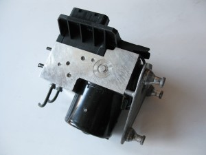 Pompa ABS ESP Mercedes Vaneo 414  A140 A160 A190  168  A0044310912 0265202461 / A 004 431 09 12 , 0 265 202 461