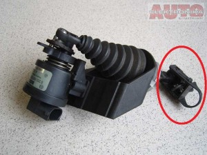 Zapięcie do : Uchwyt Mocowanie dla potencjometru gazu 0205001030 / A0115428617 Mercedes Sprinter Vito VW LT A9013011640 , 9013011640 , 9013011640 / A 901 301 16 40 , 901 301 16 40 