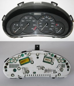 Licznik Peugeot 206 benzyna 98-03r  (2 wtyczki)   9641573780 , 09032109901  /  96/415/737/80 , 0903/210/9901