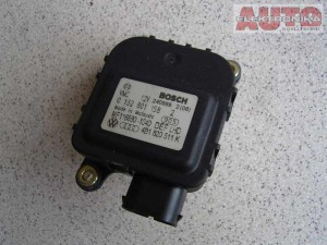Silniczek Regulator klima Audi A6 0132801158 4B1820511K / 0 132 801 158 , 4B1 820 511 K 