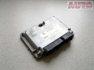 Sterownik silnika Audi A3 Seat Leon Toledo 1.8 AGN 0261206587 06A906018GC / 0 261 206 587 , 06A 906 018 GC 
