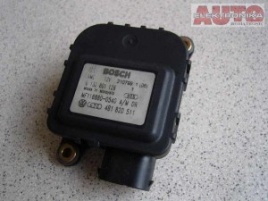 Silniczek Regulator klima Audi A6 0132801126 4B1820511 / 0 132 801 126 , 4B1 820 511  