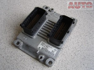 Sterownik Opel Corsa Z10XE 55350551 0261207960 SC