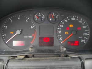 Licznik zegar Jaeger Audi A4 1.8 99r-  8D0920900P