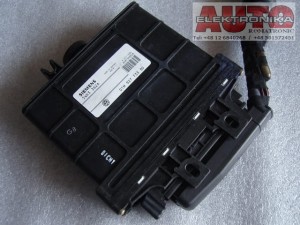 Sterownik skrzyni VW Golf Vento Passat 1.8 01M927733BD 5WK3362A / 01M 927 733 BD , 5WK3 362A  