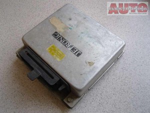 Sterownik Opel Ascona Kadett Record  0280000334 90231656 / 0 280 000 334 , 90 231 656 