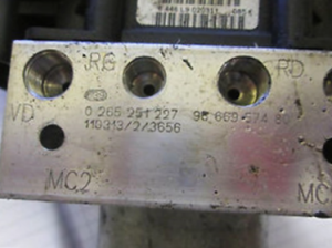 Pompa ABS Peugeot 308 Citroen C4  0265251227 9666957480 0265951420 4541WG 4541WH / 0 265 251 227 , 96 669 574 80 , 0 265 951 420 , 4541 WG , 4541 WH 
